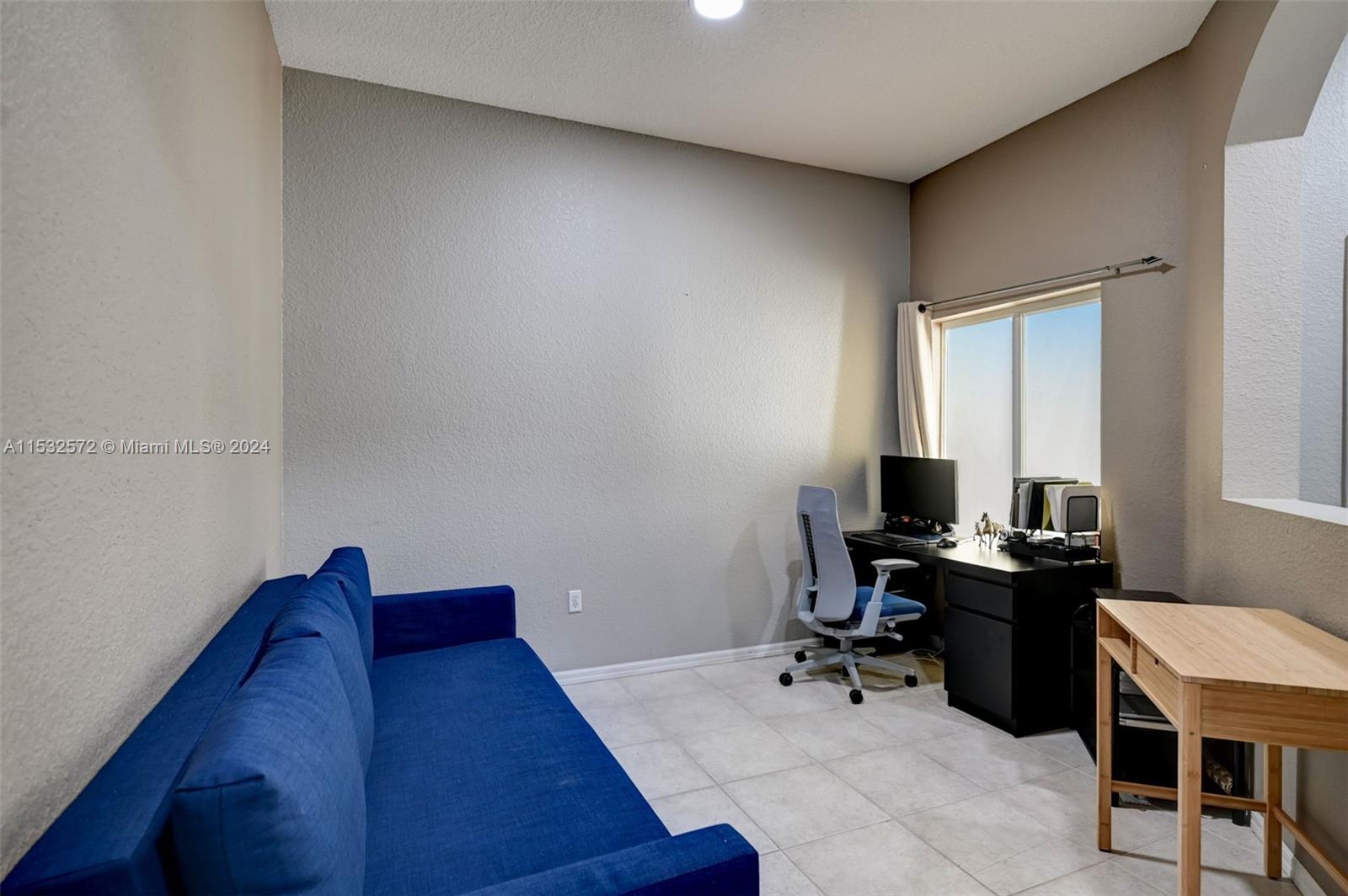 2421 SE 19th St 2421, Homestead, Florida 33035, 3 Bedrooms Bedrooms, ,2 BathroomsBathrooms,Residential,For Sale,2421 SE 19th St 2421,A11532572