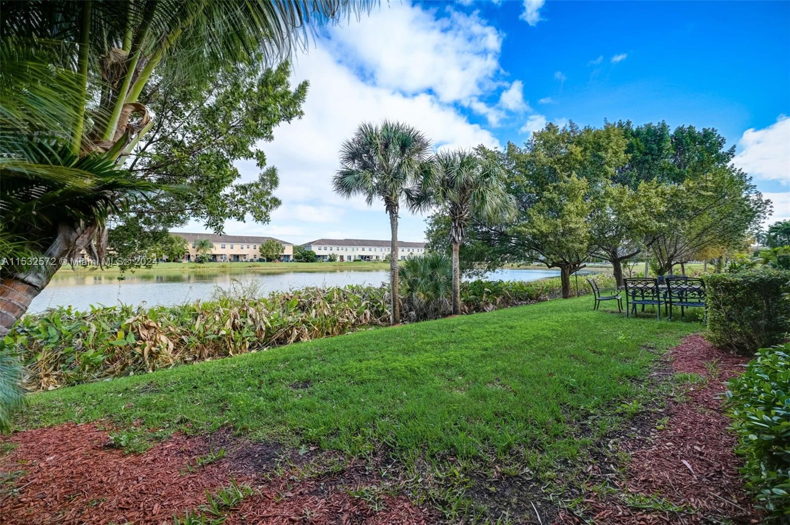 2421 SE 19th St 2421, Homestead, Florida 33035, 3 Bedrooms Bedrooms, ,2 BathroomsBathrooms,Residential,For Sale,2421 SE 19th St 2421,A11532572