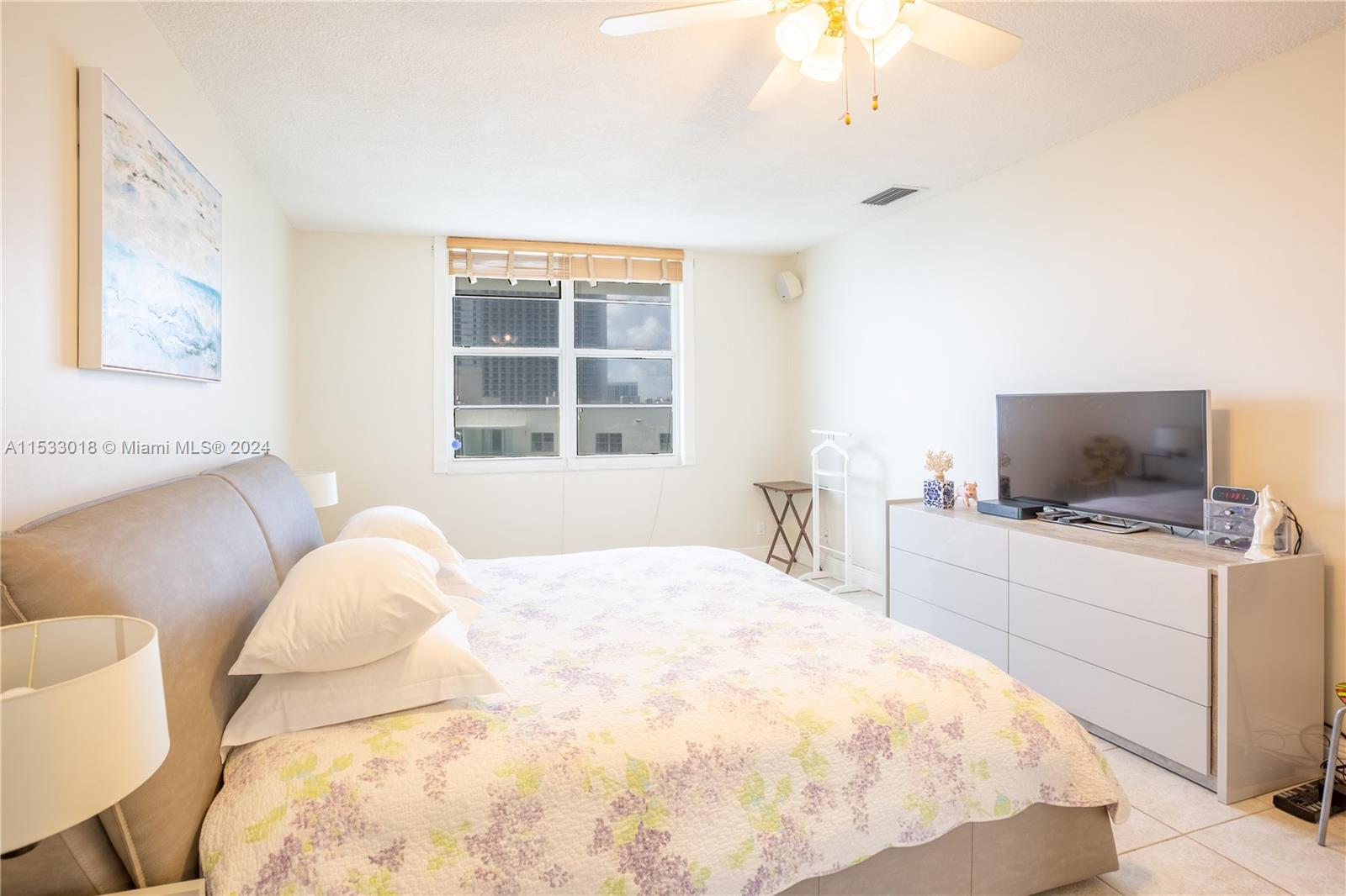 3725 S Ocean Dr PH18, Hollywood, Florida 33019, 2 Bedrooms Bedrooms, ,2 BathroomsBathrooms,Residential,For Sale,3725 S Ocean Dr PH18,A11533018