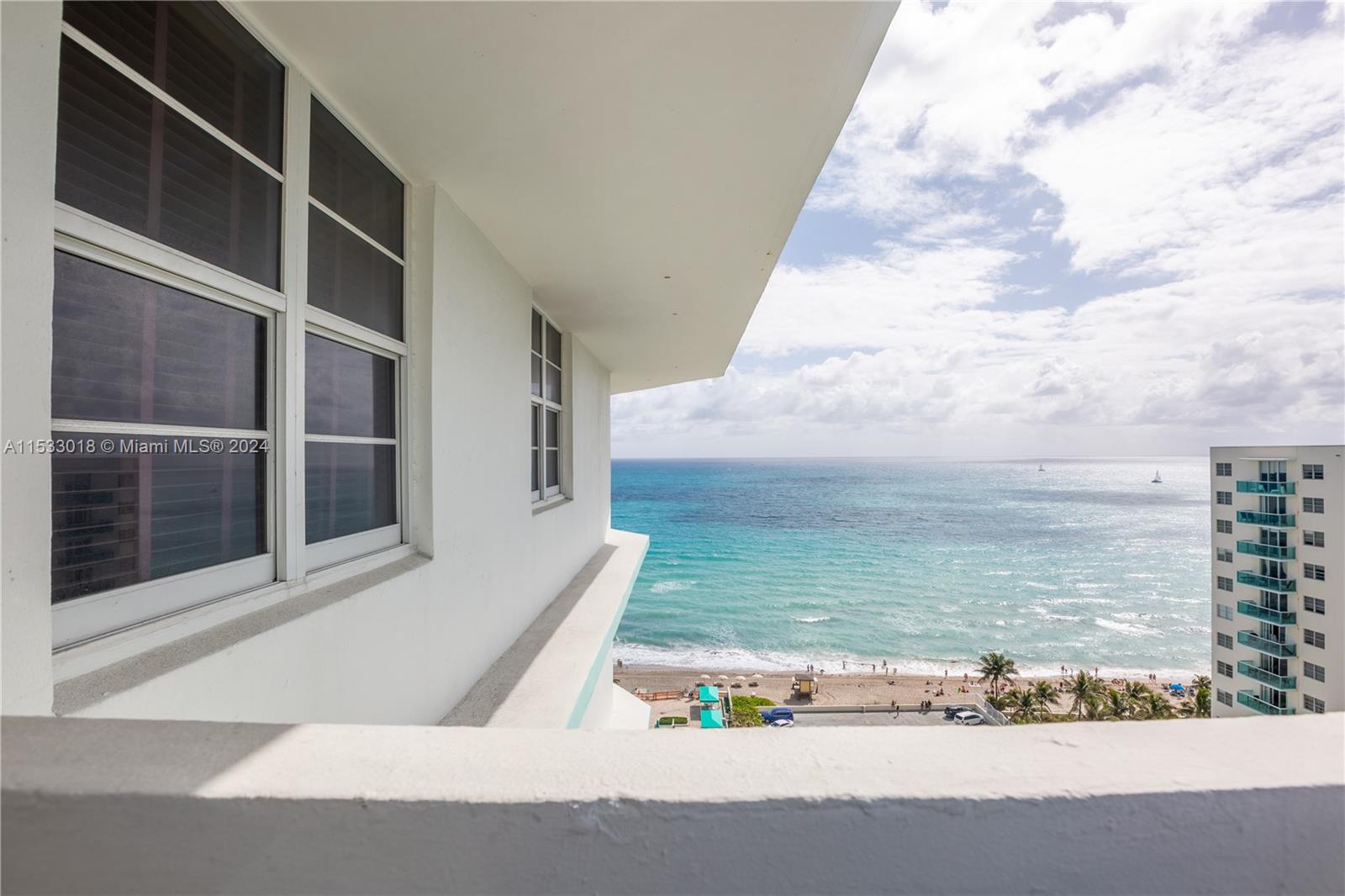 3725 S Ocean Dr PH18, Hollywood, Florida 33019, 2 Bedrooms Bedrooms, ,2 BathroomsBathrooms,Residential,For Sale,3725 S Ocean Dr PH18,A11533018