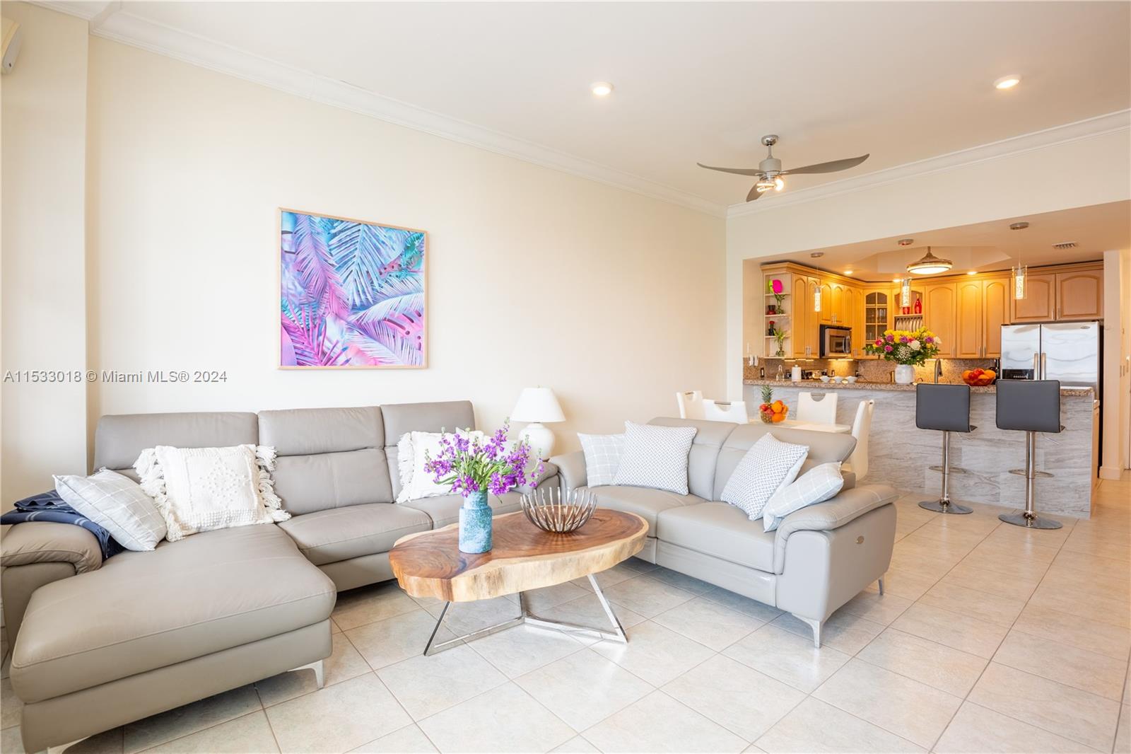 3725 S Ocean Dr PH18, Hollywood, Florida 33019, 2 Bedrooms Bedrooms, ,2 BathroomsBathrooms,Residential,For Sale,3725 S Ocean Dr PH18,A11533018