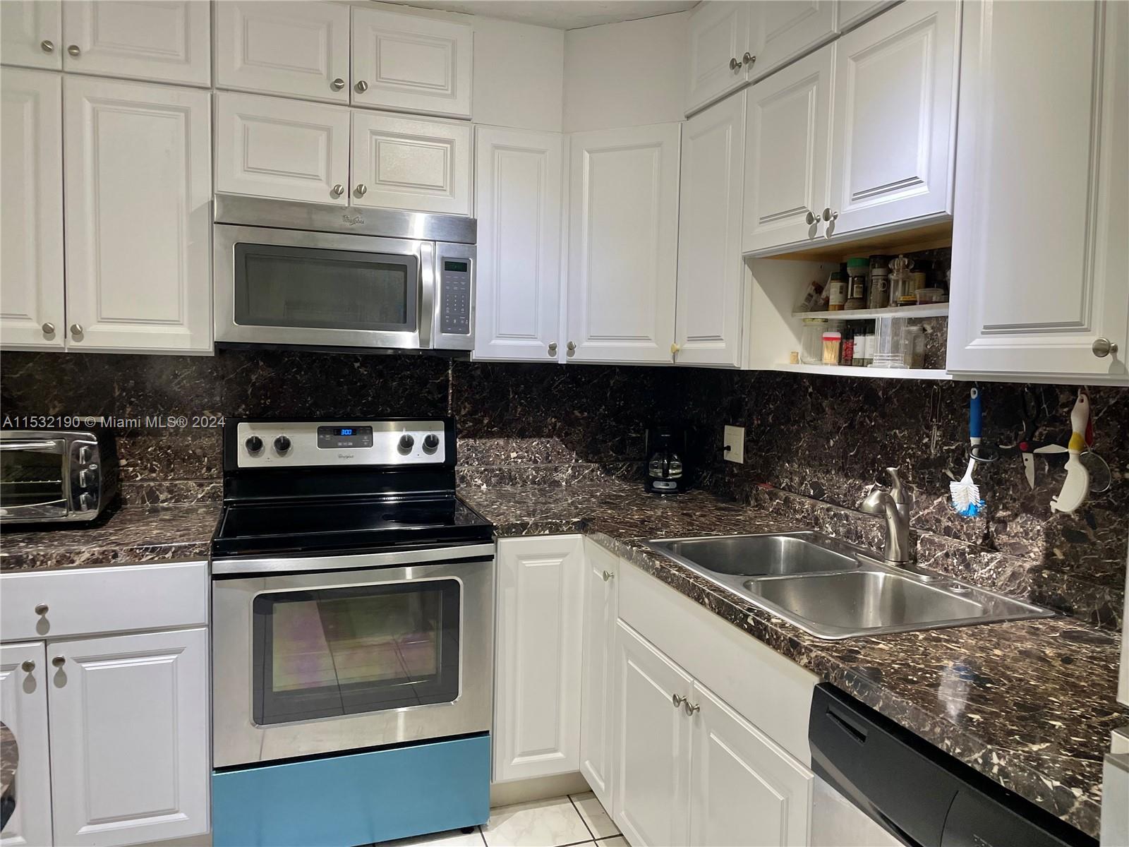 400 Kings Point Dr, Sunny Isles Beach, FL, 33160 United States, 1 Bedroom Bedrooms, ,1 BathroomBathrooms,Residential,For Sale,Kings Point Dr,A11532190