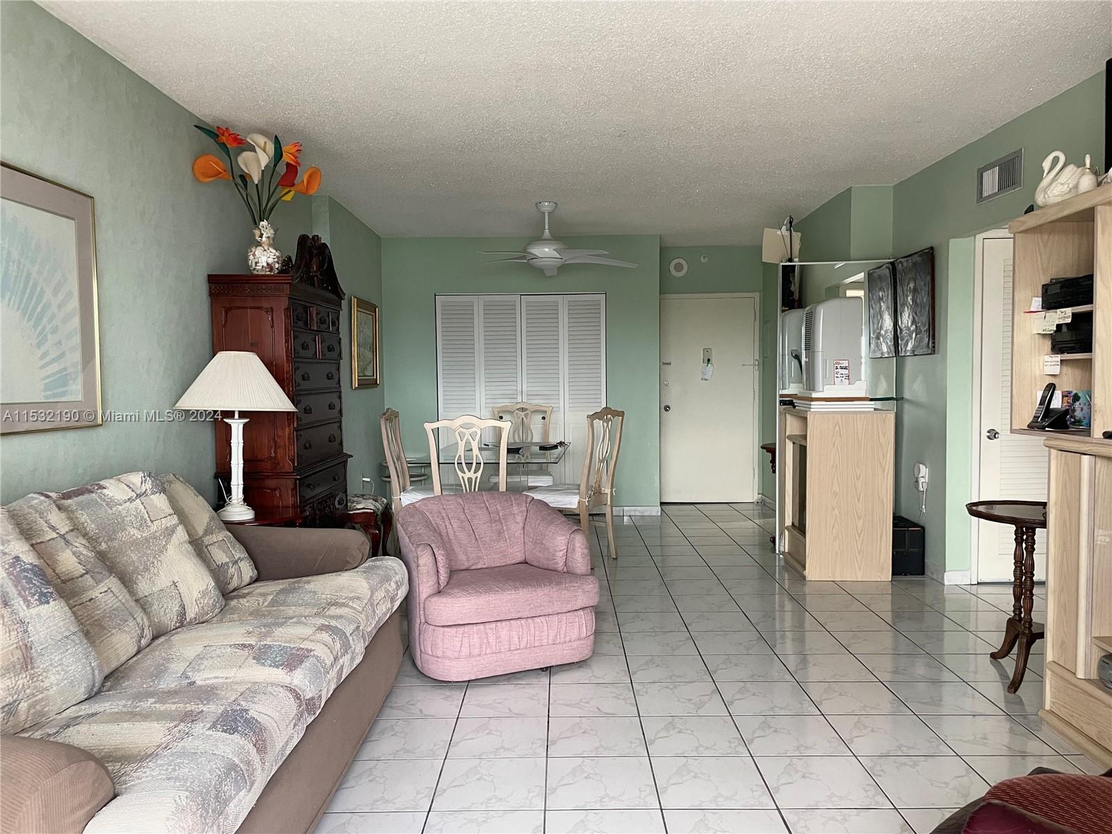 400 Kings Point Dr, Sunny Isles Beach, FL, 33160 United States, 1 Bedroom Bedrooms, ,1 BathroomBathrooms,Residential,For Sale,Kings Point Dr,A11532190