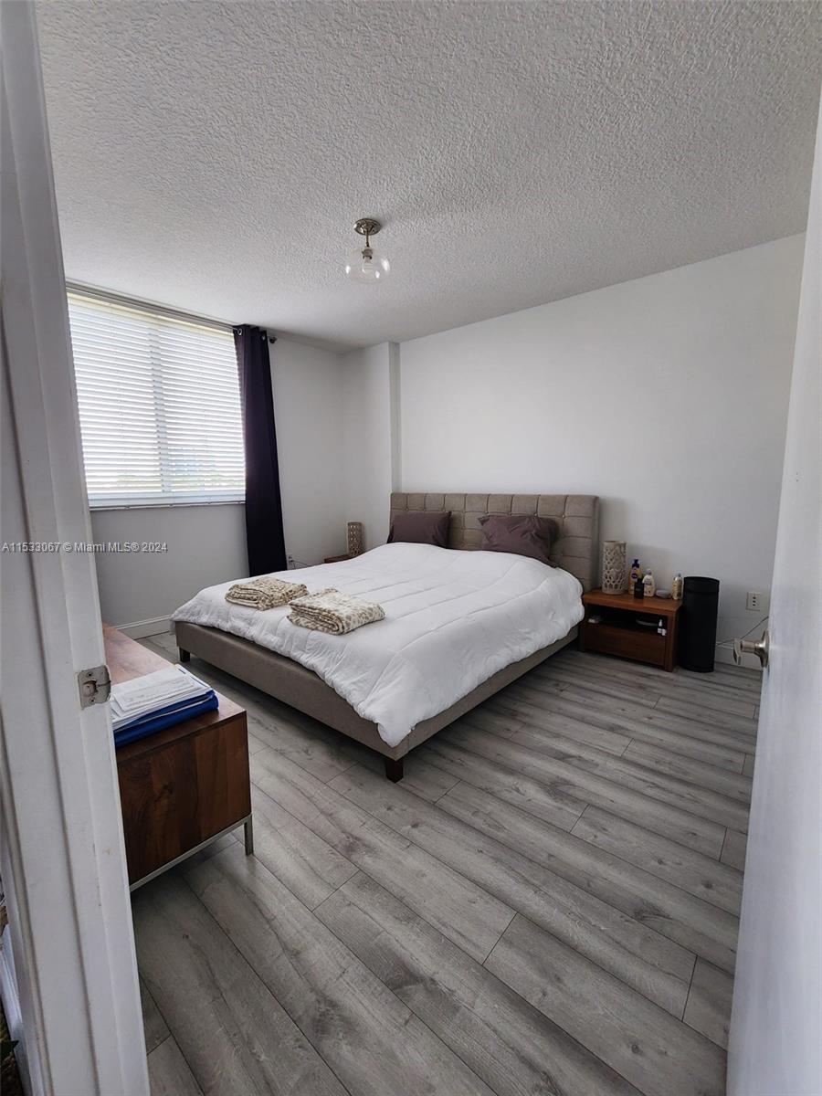 18800 NE 29th Ave 405, Aventura, Florida 33180, 2 Bedrooms Bedrooms, ,2 BathroomsBathrooms,Residentiallease,For Rent,18800 NE 29th Ave 405,A11533067