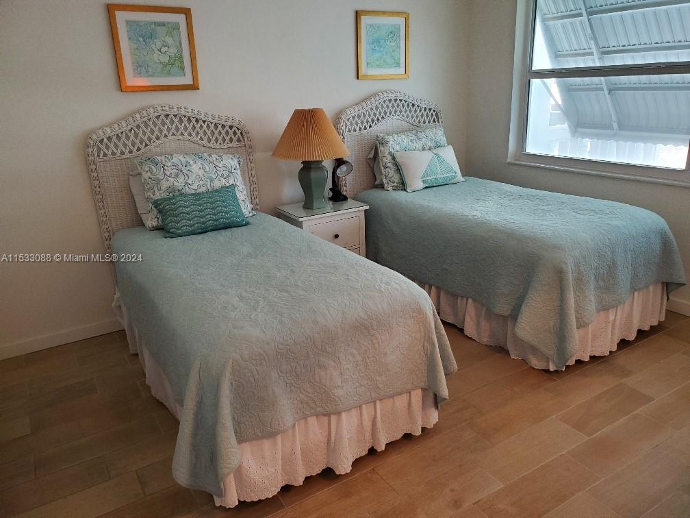 440 Paradise Isle Blvd 304, Hallandale Beach, Florida 33009, 2 Bedrooms Bedrooms, ,2 BathroomsBathrooms,Residential,For Sale,440 Paradise Isle Blvd 304,A11533088