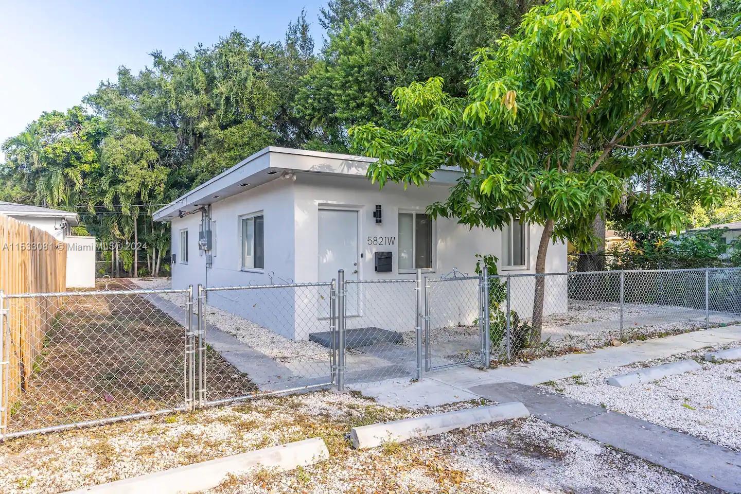 5821 NW 1st Ave 70, Miami, Florida 33127, 1 Bedroom Bedrooms, ,1 BathroomBathrooms,Residentiallease,For Rent,5821 NW 1st Ave 70,A11533081