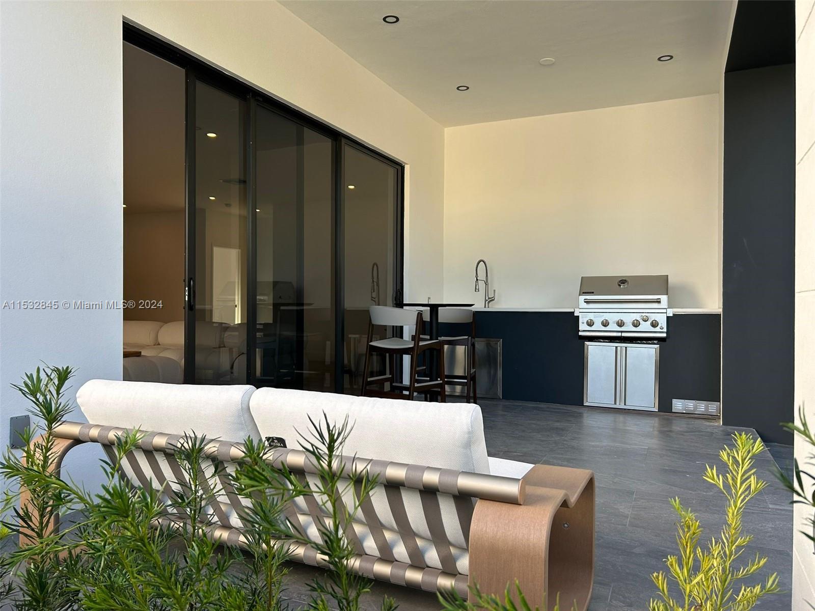 913 15th St, Fort Lauderdale, FL, 33304 United States, 4 Bedrooms Bedrooms, ,3 BathroomsBathrooms,Residential,For Sale,15th St,A11532845