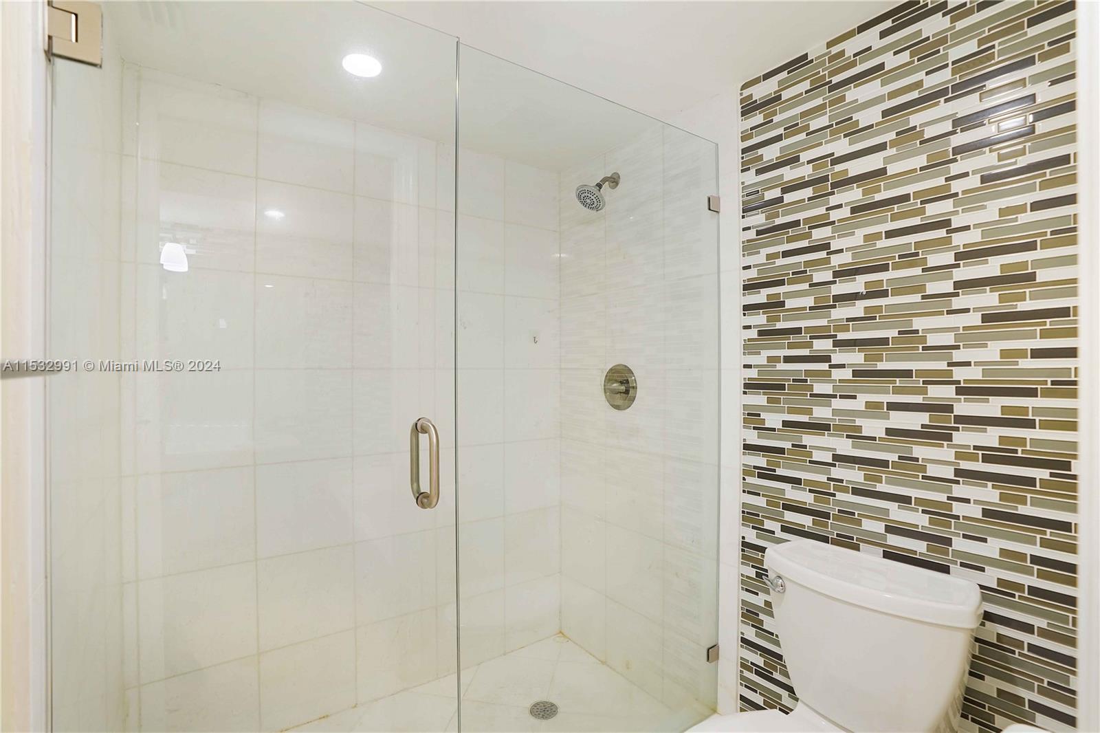 3500 Mystic Pointe Dr 402, Aventura, Florida 33180, 2 Bedrooms Bedrooms, ,2 BathroomsBathrooms,Residential,For Sale,3500 Mystic Pointe Dr 402,A11532991