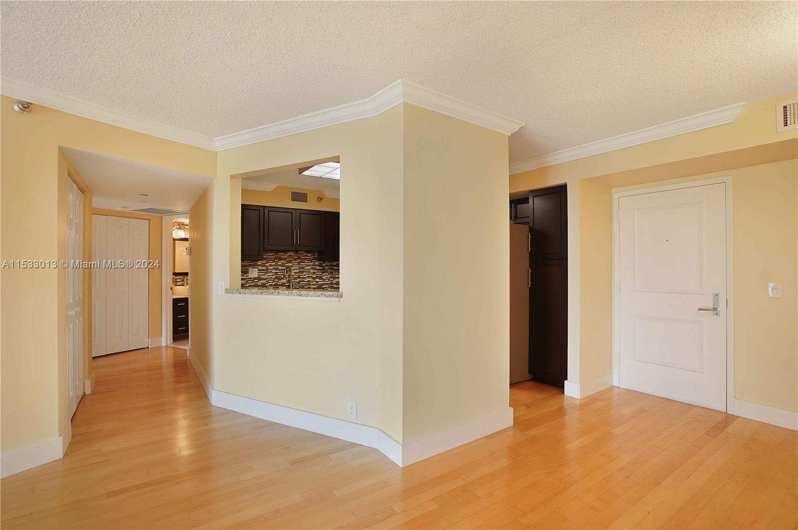 3500 Mystic Pointe Dr 402, Aventura, Florida 33180, 2 Bedrooms Bedrooms, ,2 BathroomsBathrooms,Residentiallease,For Rent,3500 Mystic Pointe Dr 402,A11533013