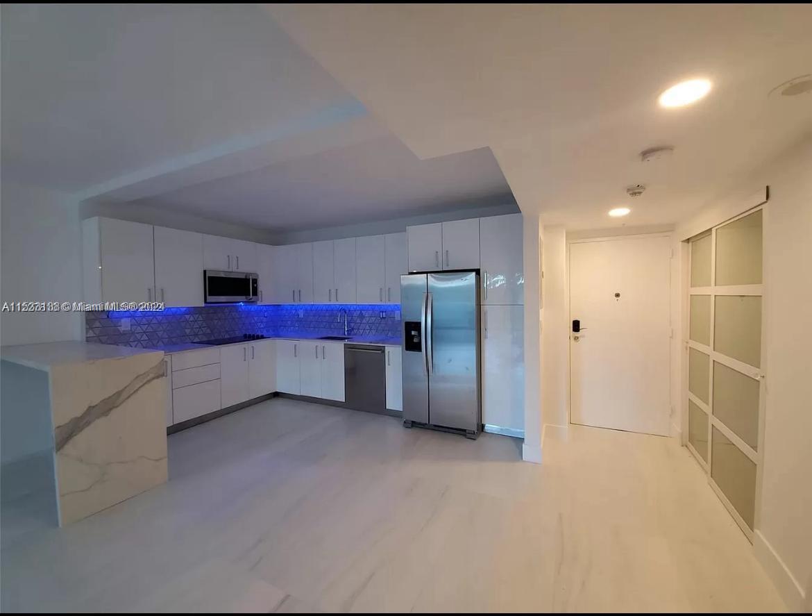 19380 Collins Ave, Sunny Isles Beach, FL, 33160 United States, 1 Bedroom Bedrooms, ,1 BathroomBathrooms,Residential,For Sale,Collins Ave,A11533138