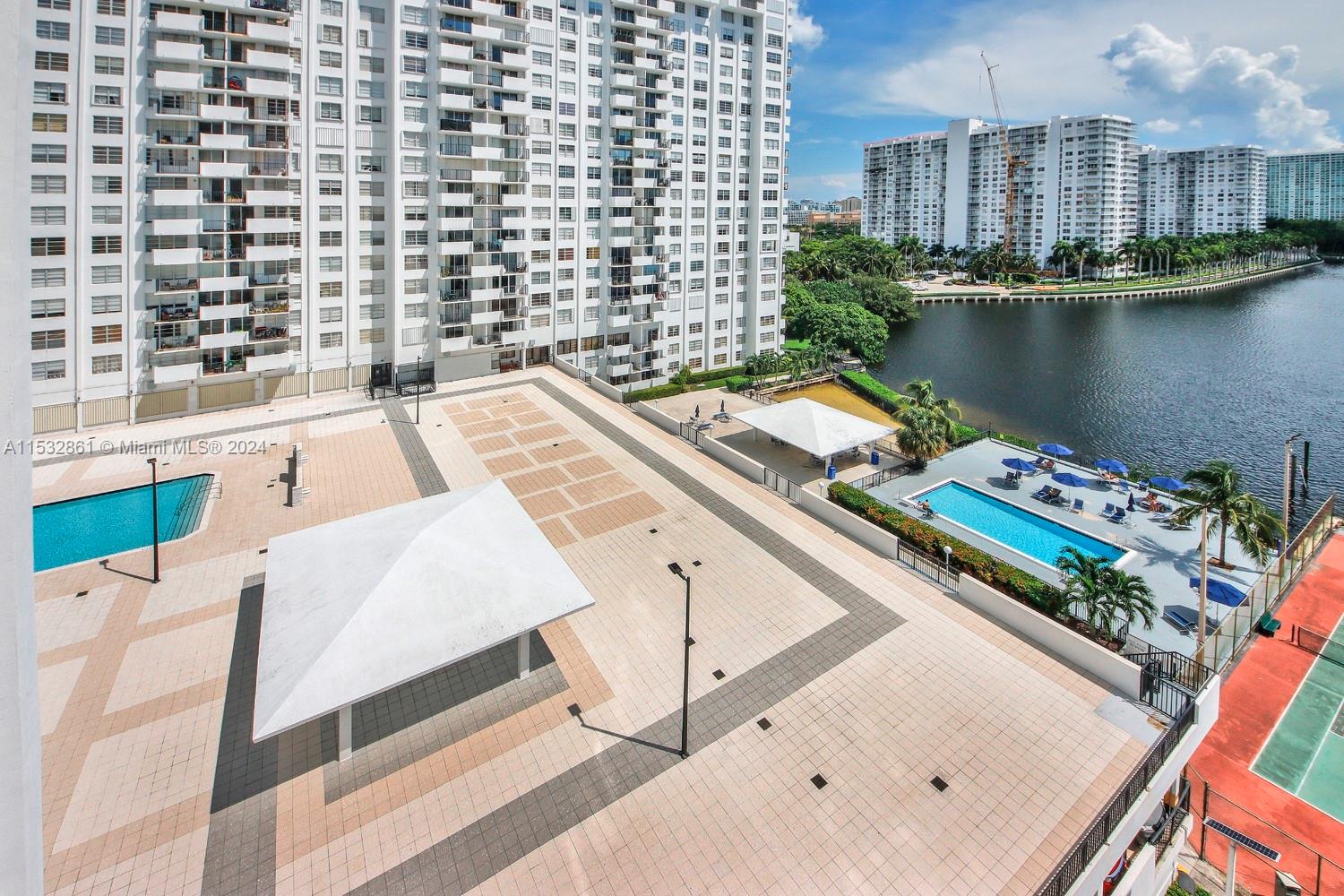 2750 183rd, Aventura, FL, 33160 United States, 2 Bedrooms Bedrooms, ,2 BathroomsBathrooms,Residential,For Sale,183rd,A11532861