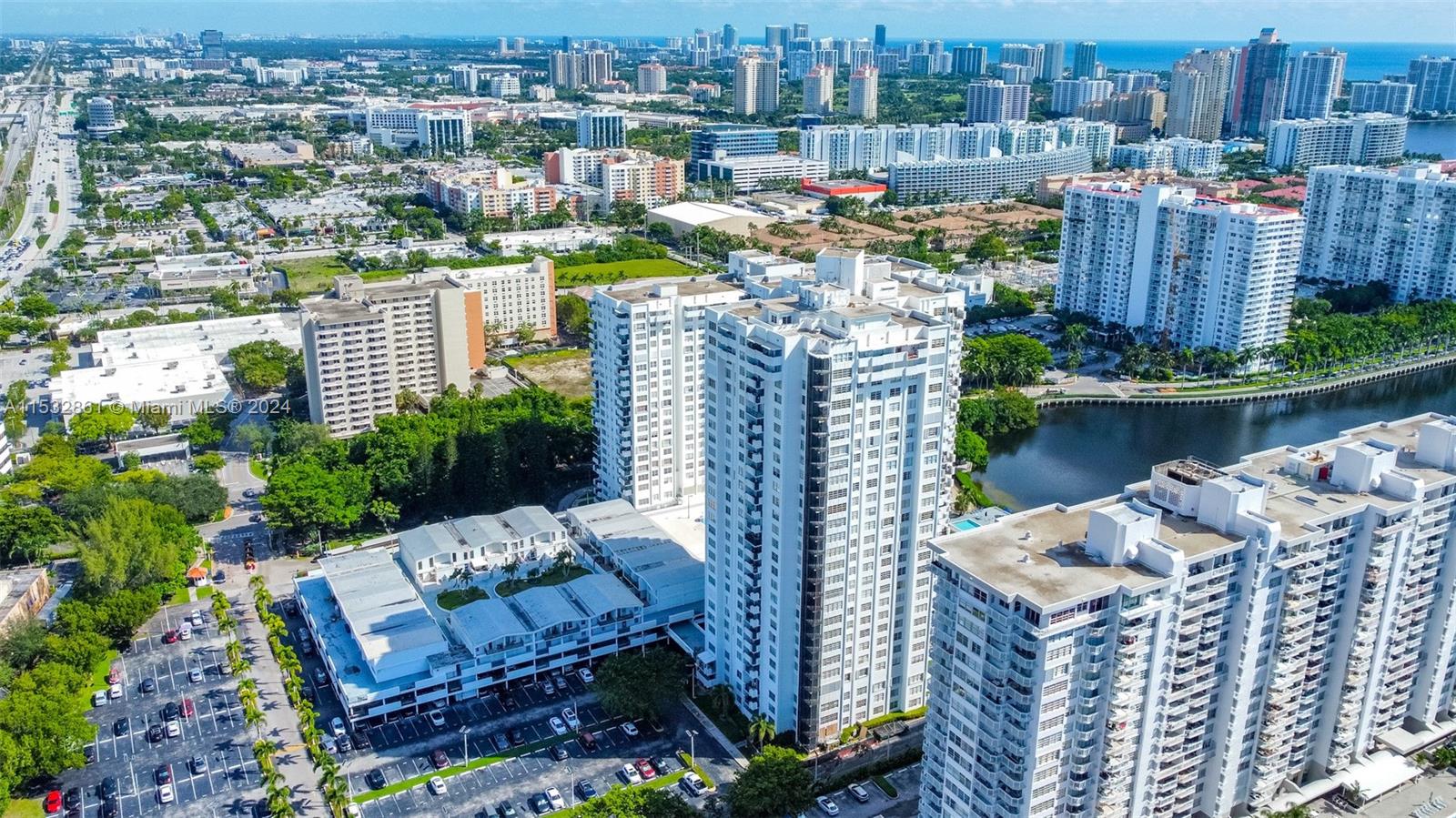2750 183rd, Aventura, FL, 33160 United States, 2 Bedrooms Bedrooms, ,2 BathroomsBathrooms,Residential,For Sale,183rd,A11532861