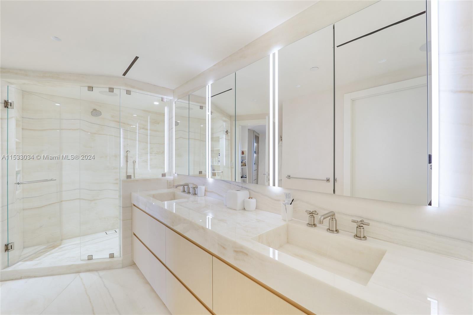 2127 Brickell Ave, Miami, FL, 33129 United States, 3 Bedrooms Bedrooms, ,3 BathroomsBathrooms,Residential,For Sale,Brickell Ave,A11533034