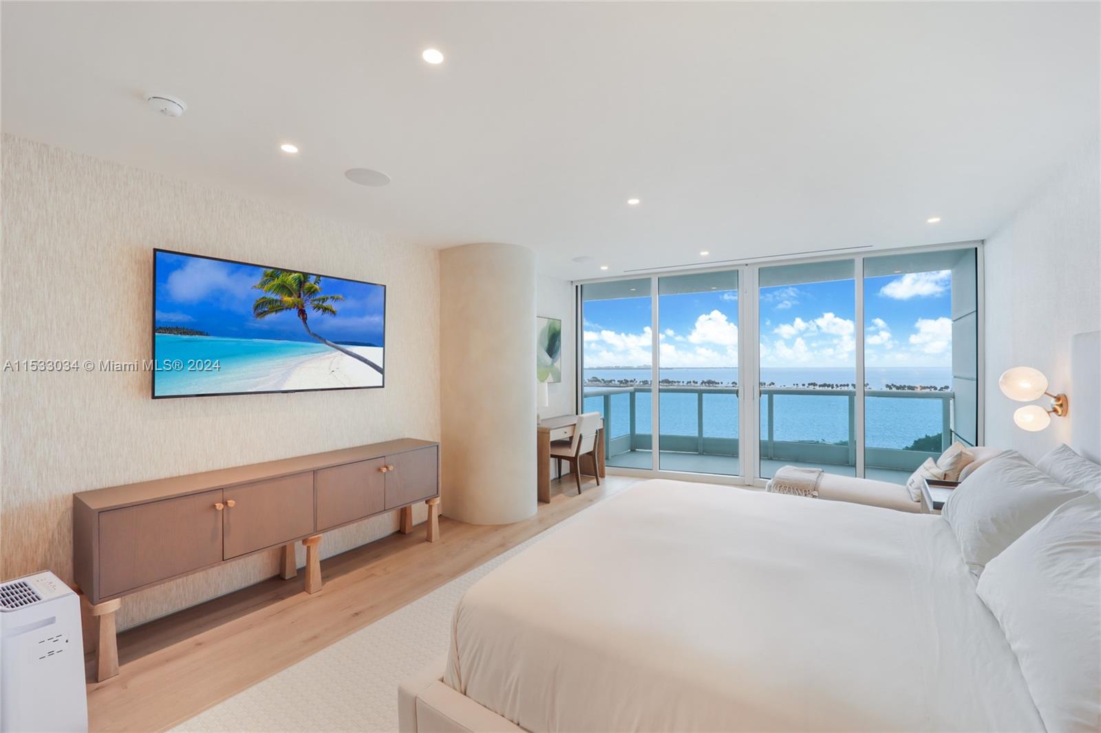 2127 Brickell Ave, Miami, FL, 33129 United States, 3 Bedrooms Bedrooms, ,3 BathroomsBathrooms,Residential,For Sale,Brickell Ave,A11533034