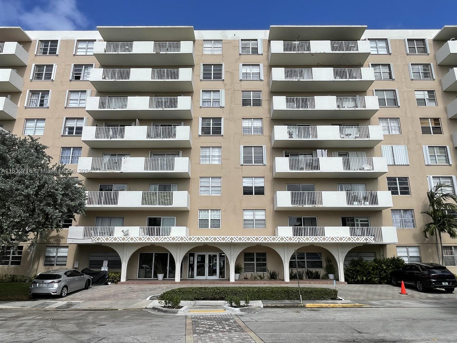 1455 N Treasure Dr #4E For Sale A11532716, FL