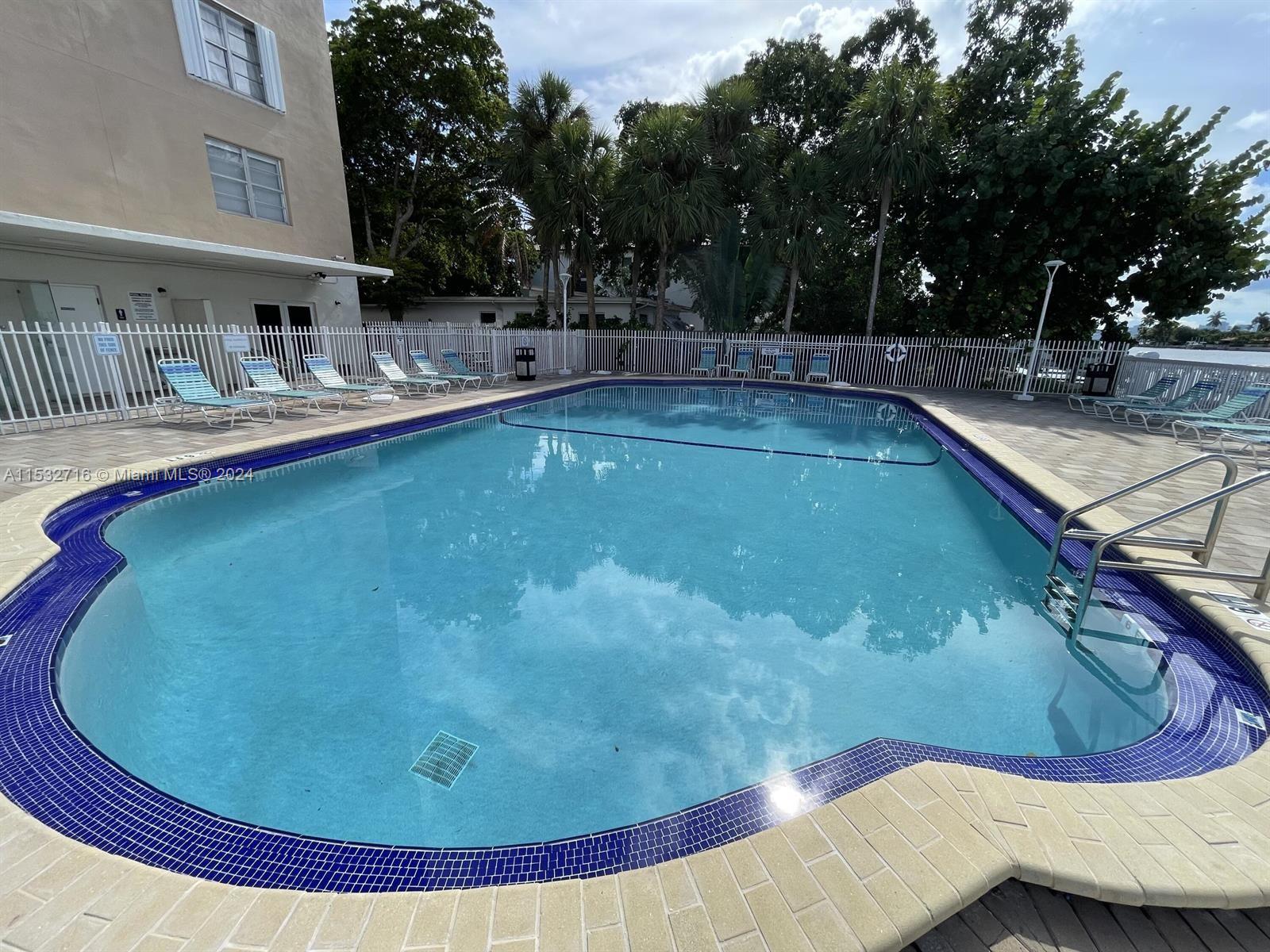 1455 N Treasure Dr 4E, North Bay Village, Florida 33141, 1 Bedroom Bedrooms, ,1 BathroomBathrooms,Residentiallease,For Rent,1455 N Treasure Dr 4E,A11532716