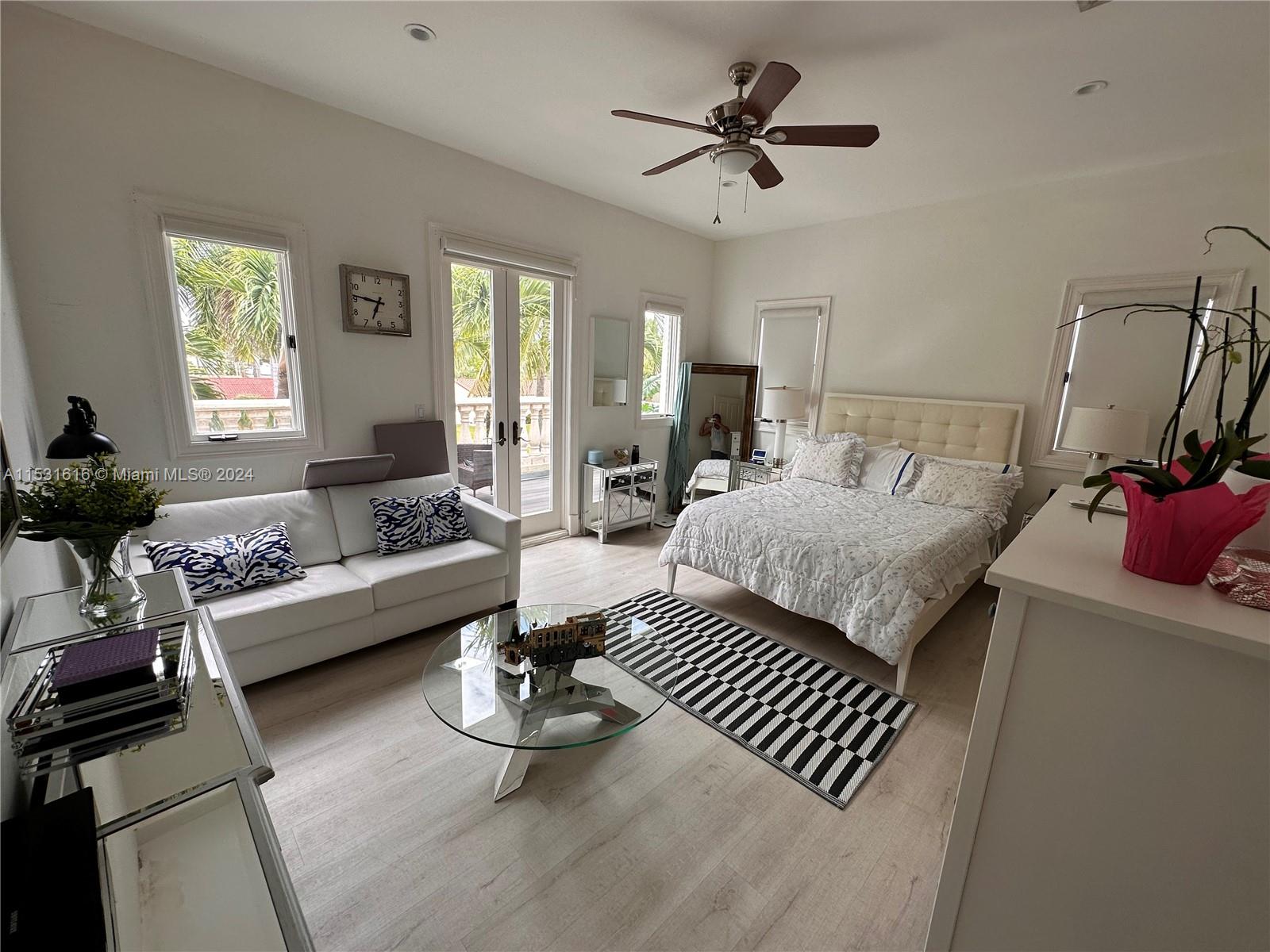 928 Tyler St, Hollywood, Florida 33019, 5 Bedrooms Bedrooms, ,5 BathroomsBathrooms,Residential,For Sale,928 Tyler St,A11531616