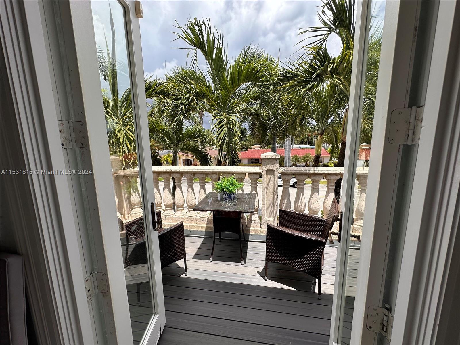 928 Tyler St, Hollywood, Florida 33019, 5 Bedrooms Bedrooms, ,5 BathroomsBathrooms,Residential,For Sale,928 Tyler St,A11531616