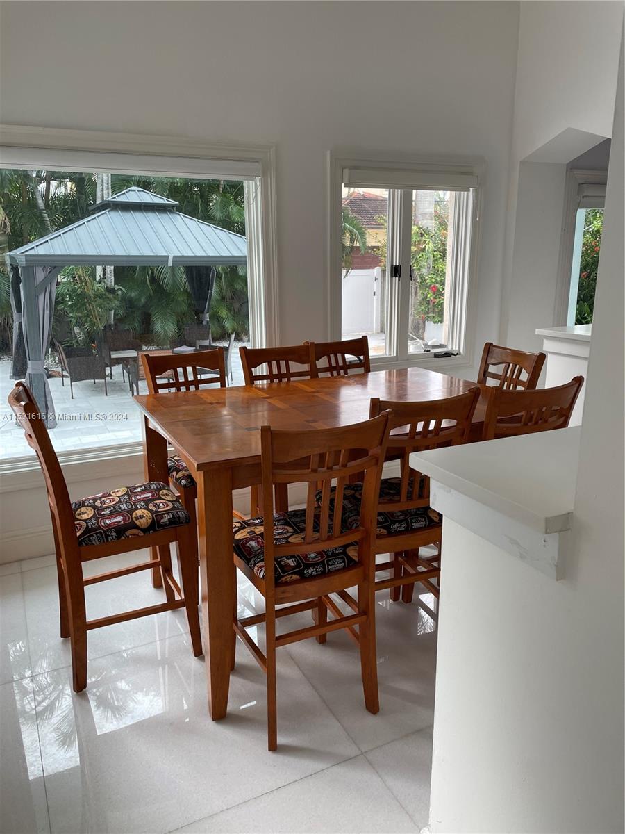 928 Tyler St, Hollywood, Florida 33019, 5 Bedrooms Bedrooms, ,5 BathroomsBathrooms,Residential,For Sale,928 Tyler St,A11531616