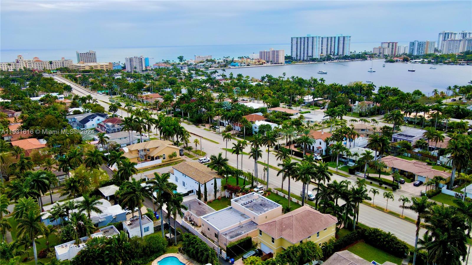 928 Tyler St, Hollywood, Florida 33019, 5 Bedrooms Bedrooms, ,5 BathroomsBathrooms,Residential,For Sale,928 Tyler St,A11531616