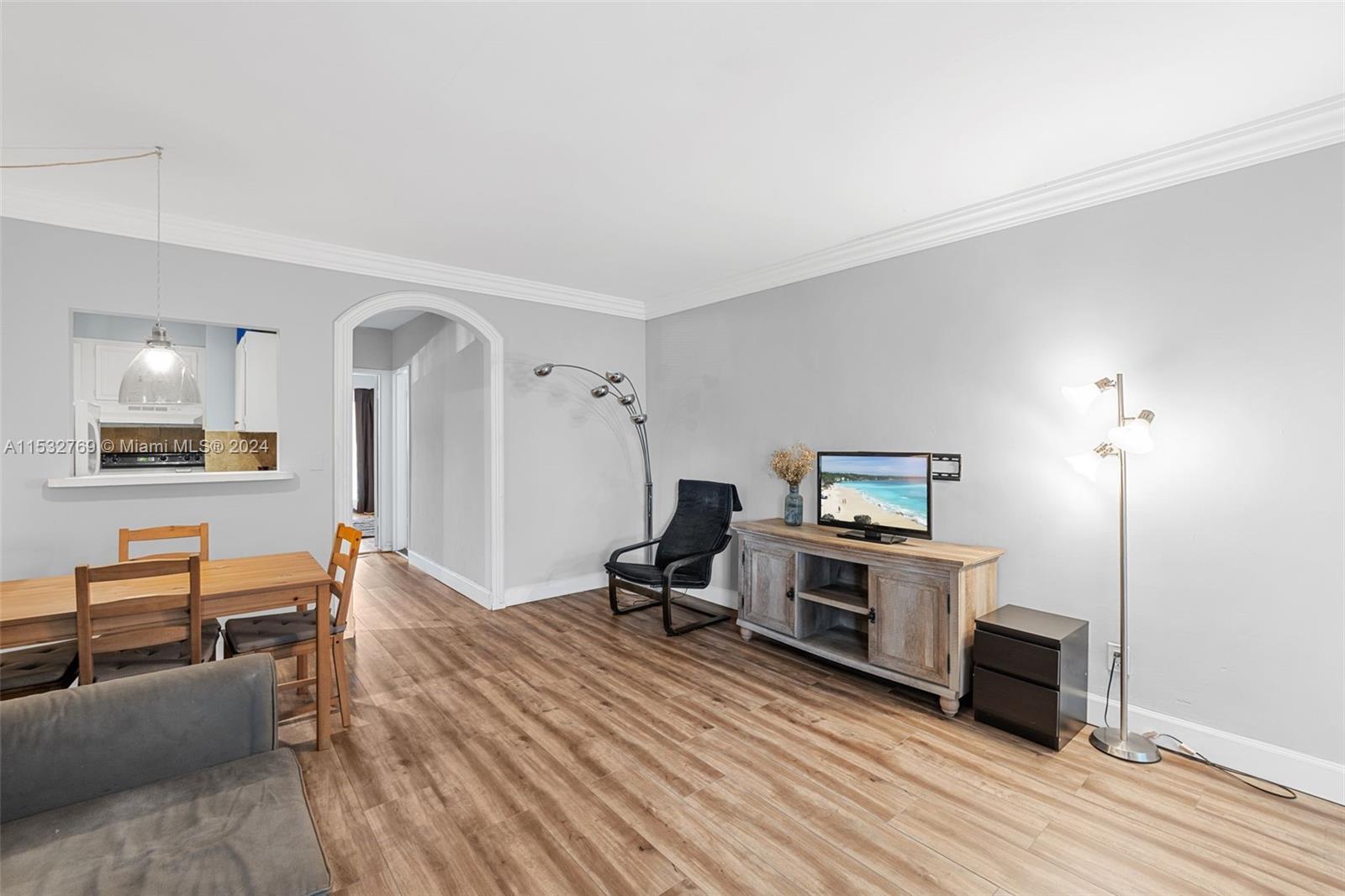 600 Layne Blvd 130, Hallandale Beach, Florida 33009, 1 Bedroom Bedrooms, ,1 BathroomBathrooms,Residentiallease,For Rent,600 Layne Blvd 130,A11532769