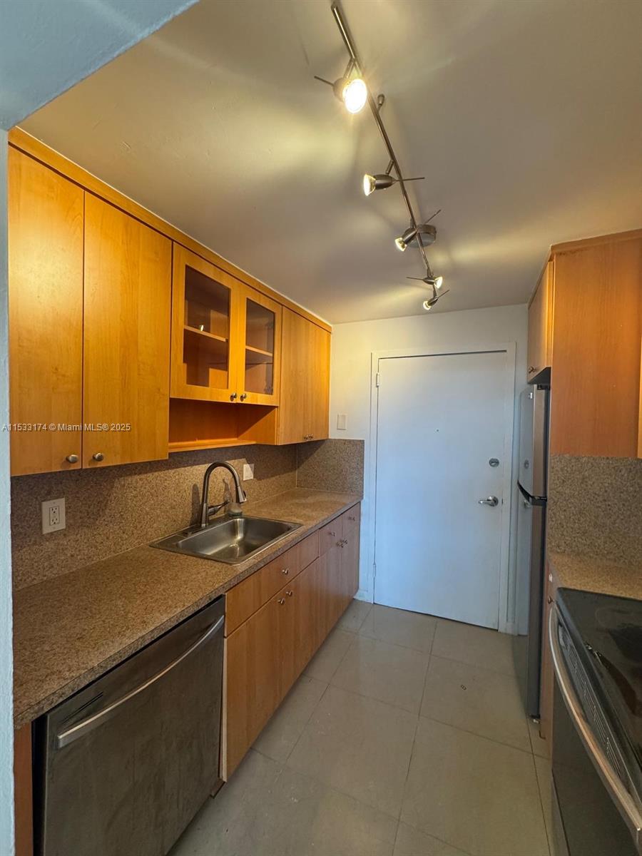 2020 NE 135th St 303, North Miami, Florida 33181, 2 Bedrooms Bedrooms, ,2 BathroomsBathrooms,Residential,For Sale,2020 NE 135th St 303,A11533174