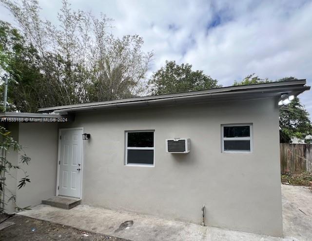 Fort Lauderdale, Florida 33304, 1 Bedroom Bedrooms, ,1 BathroomBathrooms,Residentiallease,For Rent,A11533188
