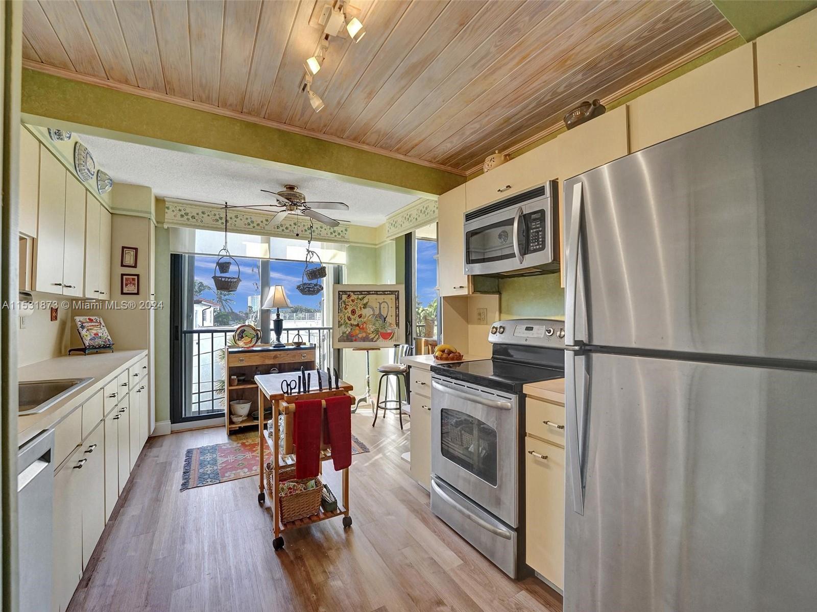 1901 Ocean Blvd, Fort Lauderdale, FL, 33305 United States, 2 Bedrooms Bedrooms, ,2 BathroomsBathrooms,Residential,For Sale,Ocean Blvd,A11531873