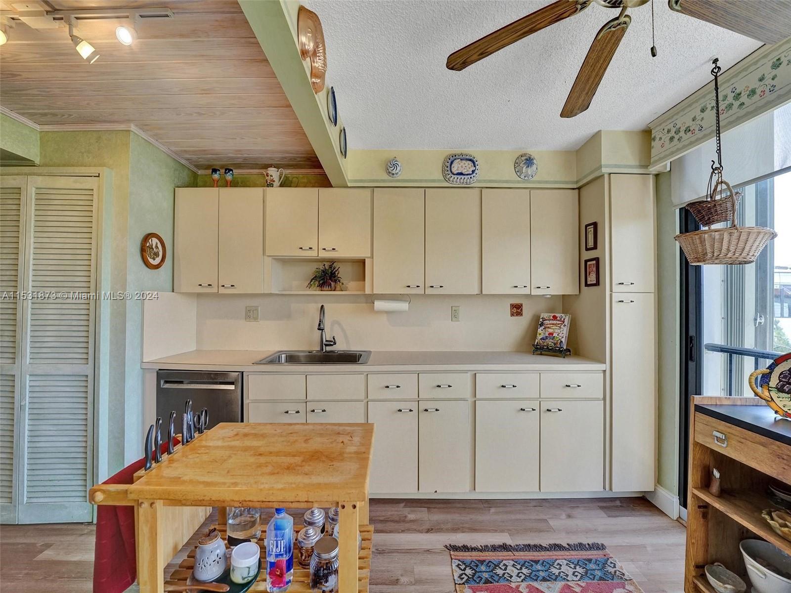 1901 Ocean Blvd, Fort Lauderdale, FL, 33305 United States, 2 Bedrooms Bedrooms, ,2 BathroomsBathrooms,Residential,For Sale,Ocean Blvd,A11531873