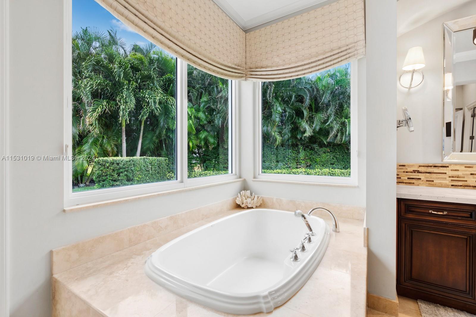 434 Areca Palm Rd, Boca Raton, FL 33432, 5 Bedrooms Bedrooms, ,4 BathroomsBathrooms,Residential,For Sale,Areca Palm Rd,A11531019