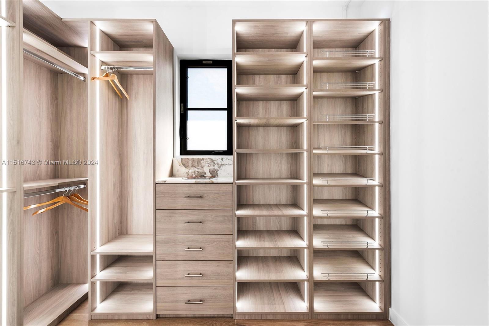 638 Escobar Ave, Coral Gables, FL, 33134 United States, 5 Bedrooms Bedrooms, ,4 BathroomsBathrooms,Residential,For Sale,Escobar Ave,A11516743