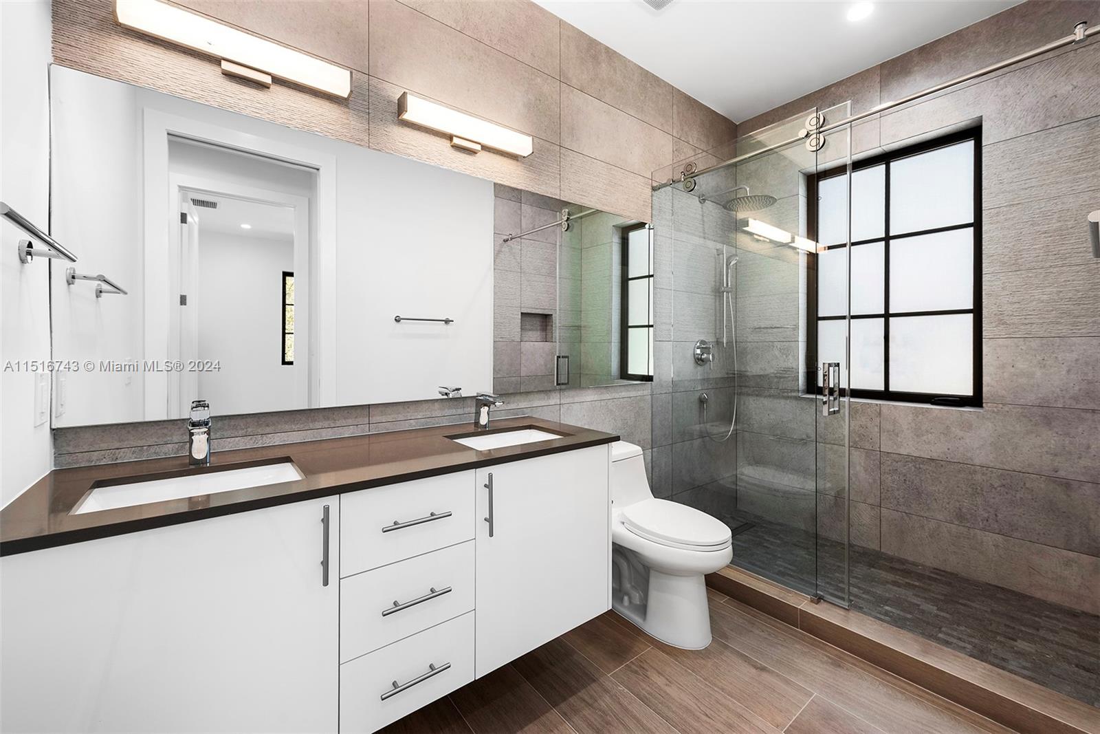 638 Escobar Ave, Coral Gables, Florida 33134, 5 Bedrooms Bedrooms, ,4 BathroomsBathrooms,Residential,For Sale,638 Escobar Ave,A11516743