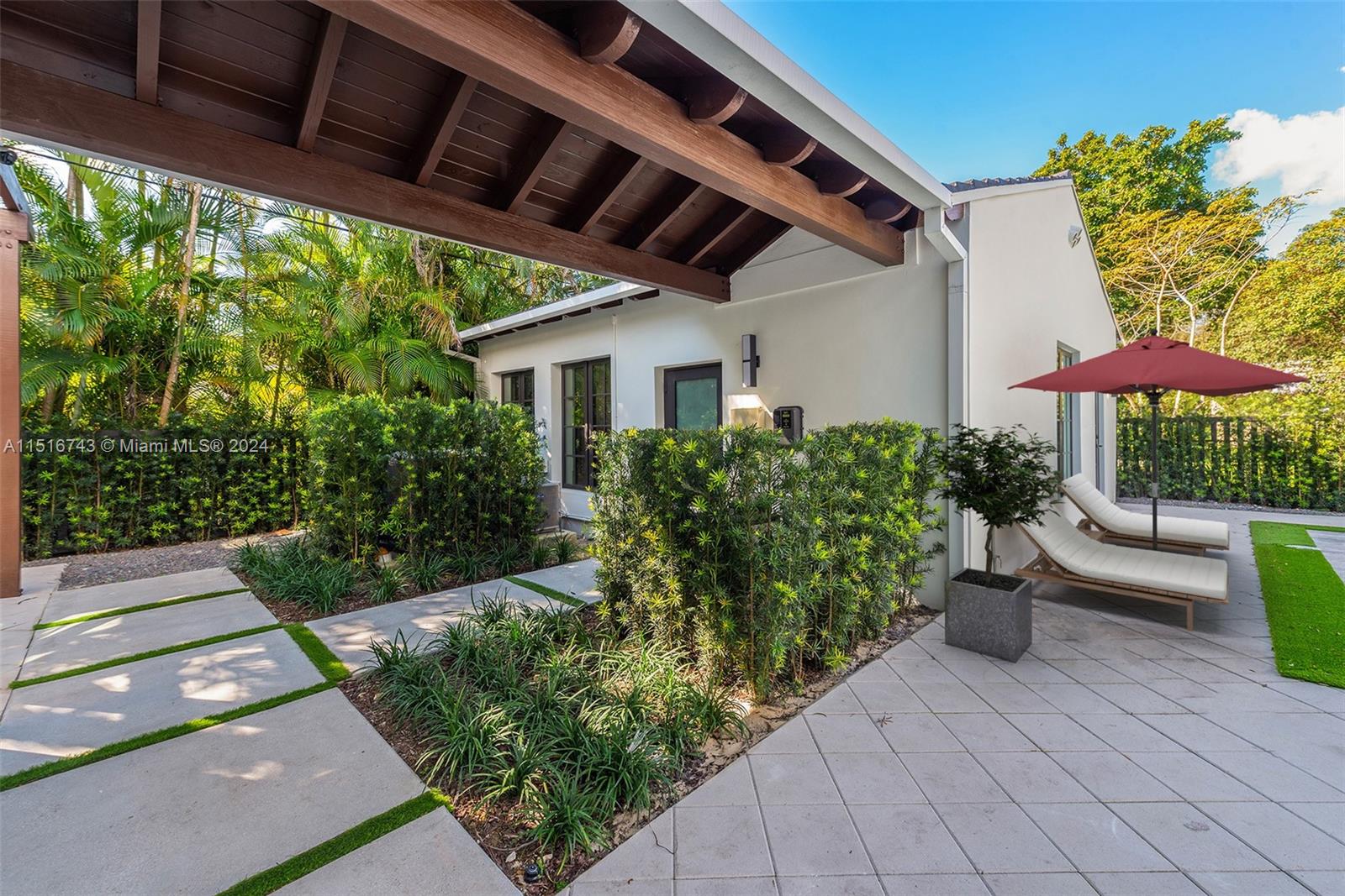 638 Escobar Ave, Coral Gables, FL, 33134 United States, 5 Bedrooms Bedrooms, ,4 BathroomsBathrooms,Residential,For Sale,Escobar Ave,A11516743