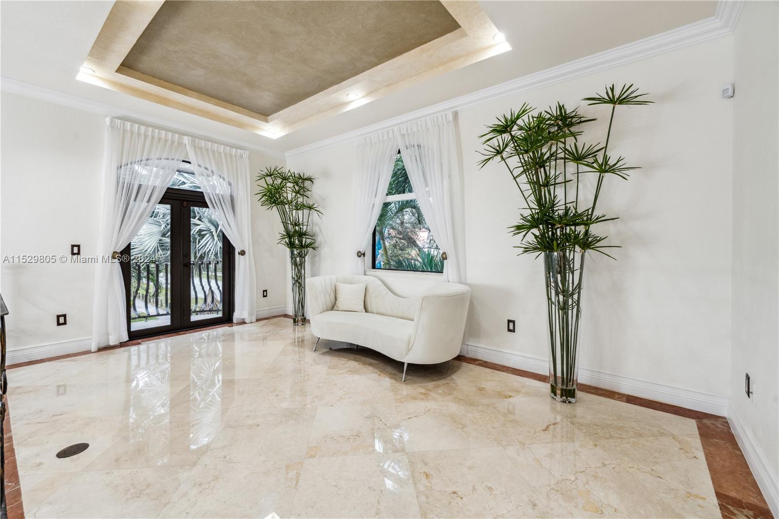 8200 163rd St, Miami Lakes, FL, 33016 United States, 4 Bedrooms Bedrooms, ,4 BathroomsBathrooms,Residential,For Sale,163rd St,A11529805