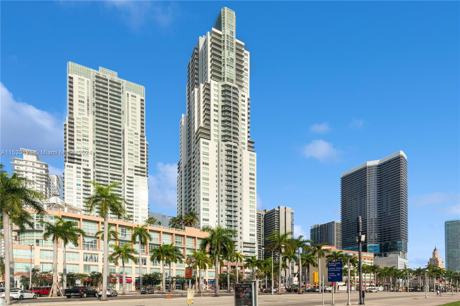 244 Biscayne Blvd 3903, Miami, Florida 33132, 2 Bedrooms Bedrooms, ,2 BathroomsBathrooms,Residentiallease,For Rent,244 Biscayne Blvd 3903,A11533128