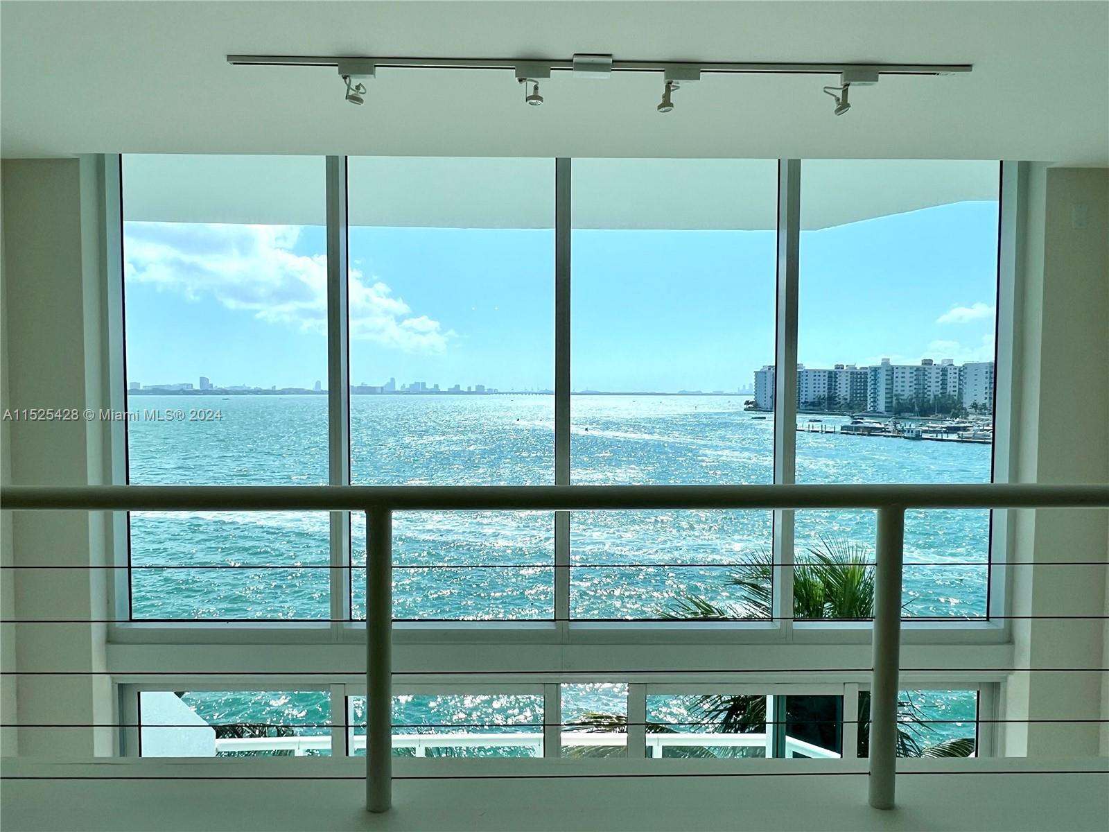 2000 Bay Dr 409, Miami Beach, Florida 33141, 2 Bedrooms Bedrooms, ,2 BathroomsBathrooms,Residentiallease,For Rent,2000 Bay Dr 409,A11525428