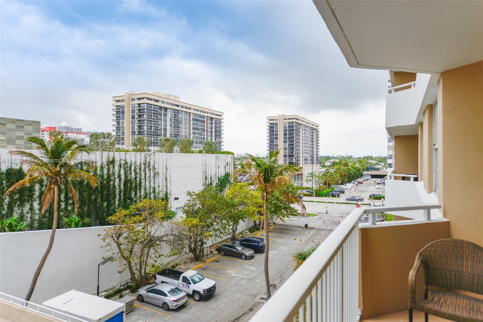 1980 S Ocean Dr 3A, Hallandale Beach, Florida 33009, 1 Bedroom Bedrooms, ,1 BathroomBathrooms,Residential,For Sale,1980 S Ocean Dr 3A,A11532137