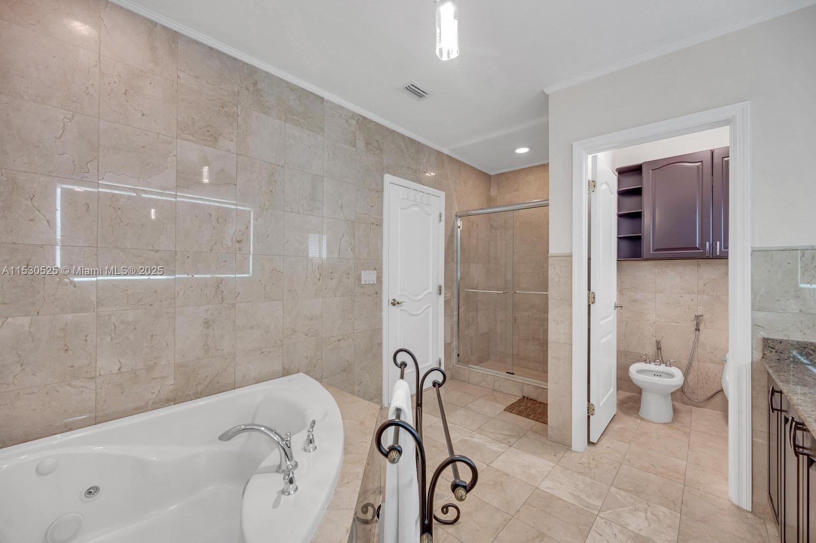 4001 Santa Maria St, Coral Gables, FL, 33146 United States, 5 Bedrooms Bedrooms, ,4 BathroomsBathrooms,Residential,For Sale,Santa Maria St,A11530525