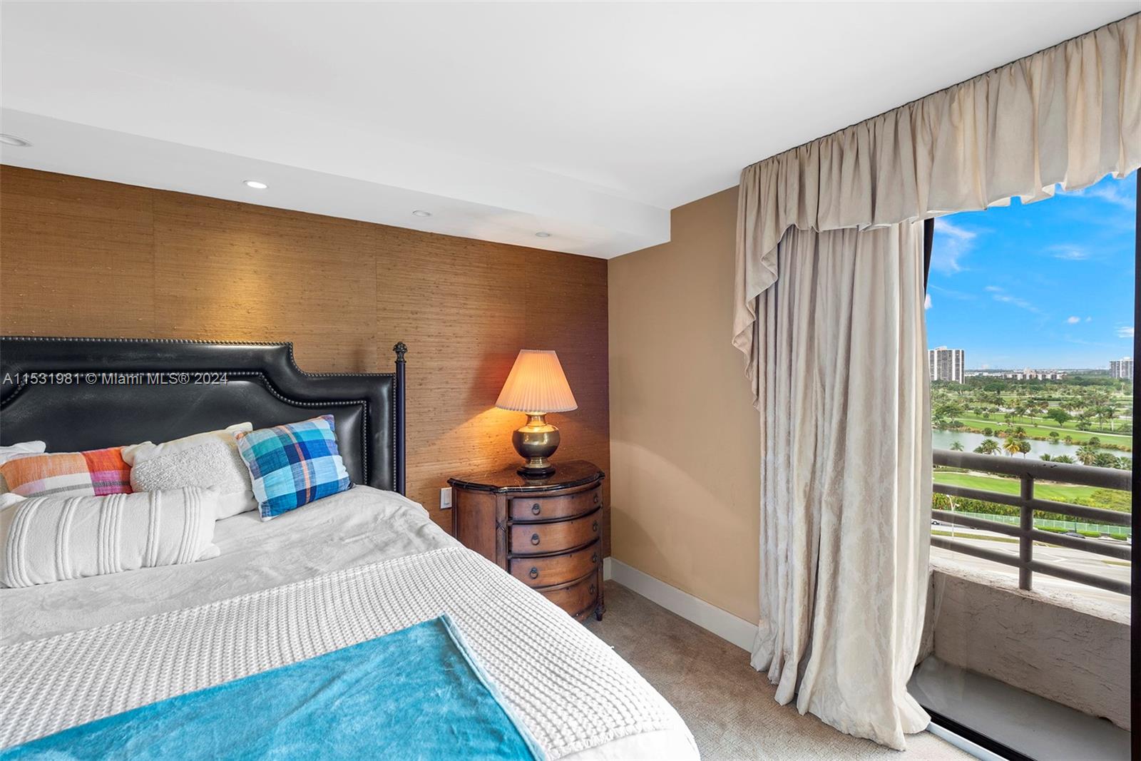 3300 NE 191 ST 1512, Aventura, Florida 33180, 2 Bedrooms Bedrooms, ,2 BathroomsBathrooms,Residential,For Sale,3300 NE 191 ST 1512,A11531981