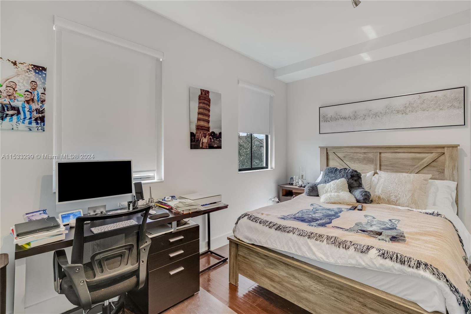 10463 NW 70th Ln, Doral, Florida 33178, 5 Bedrooms Bedrooms, ,5 BathroomsBathrooms,Residential,For Sale,10463 NW 70th Ln,A11533299