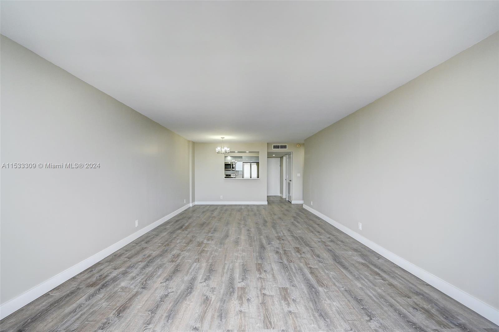 2401 S Ocean Dr 1906, Hollywood, Florida 33019, 1 Bedroom Bedrooms, ,1 BathroomBathrooms,Residentiallease,For Rent,2401 S Ocean Dr 1906,A11533309