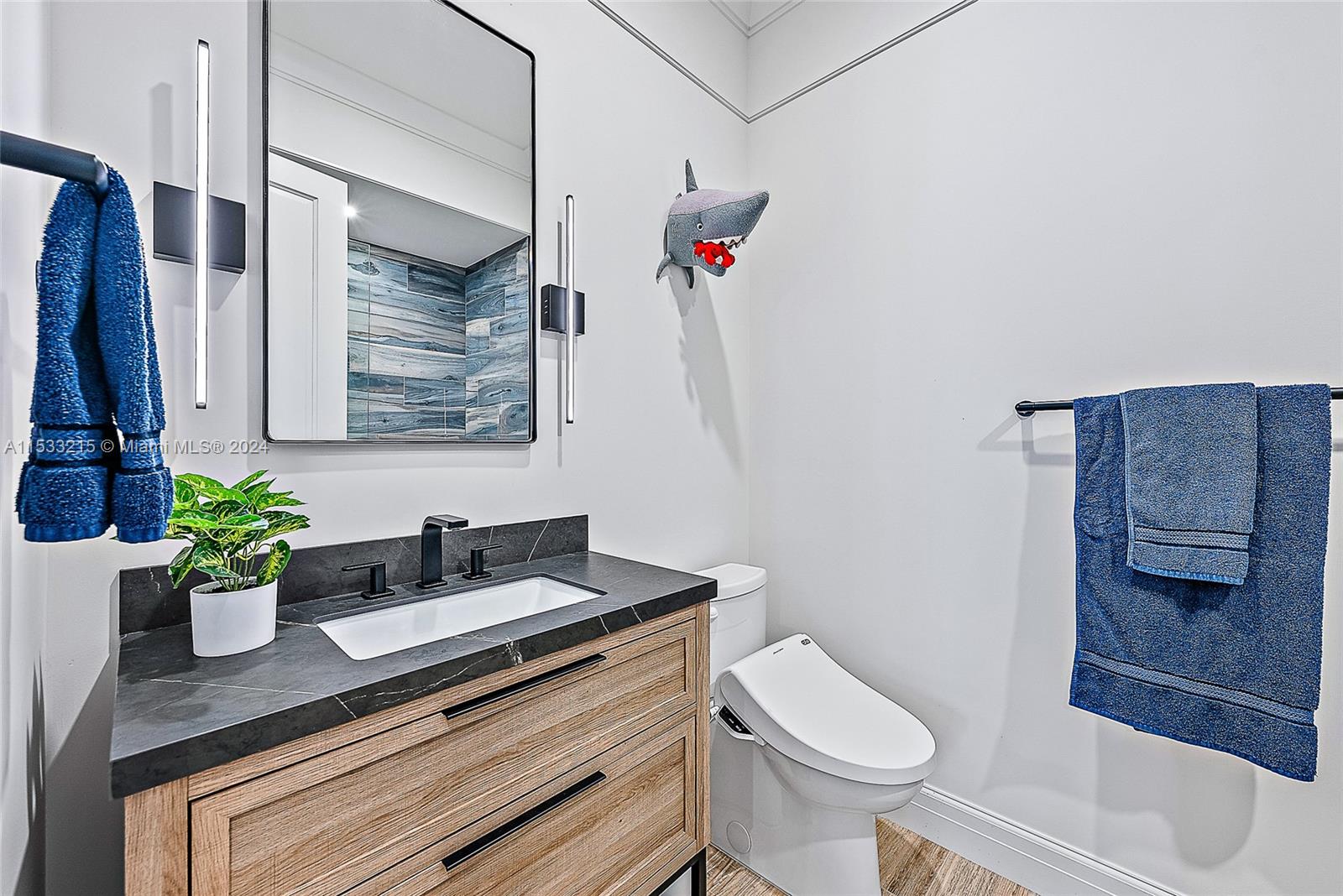 708 Ocean Dr, Juno Beach, FL, 33408 United States, 4 Bedrooms Bedrooms, ,3 BathroomsBathrooms,Residential,For Sale,Ocean Dr,A11533215