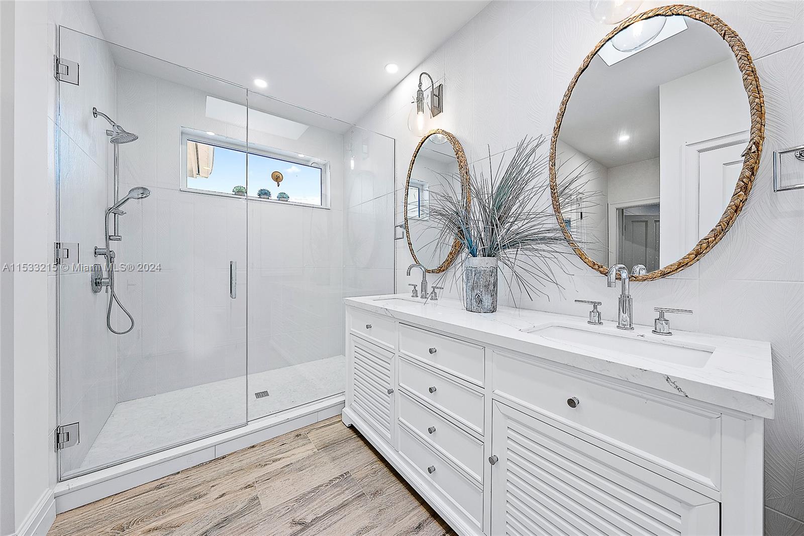 708 Ocean Dr, Juno Beach, FL, 33408 United States, 4 Bedrooms Bedrooms, ,3 BathroomsBathrooms,Residential,For Sale,Ocean Dr,A11533215