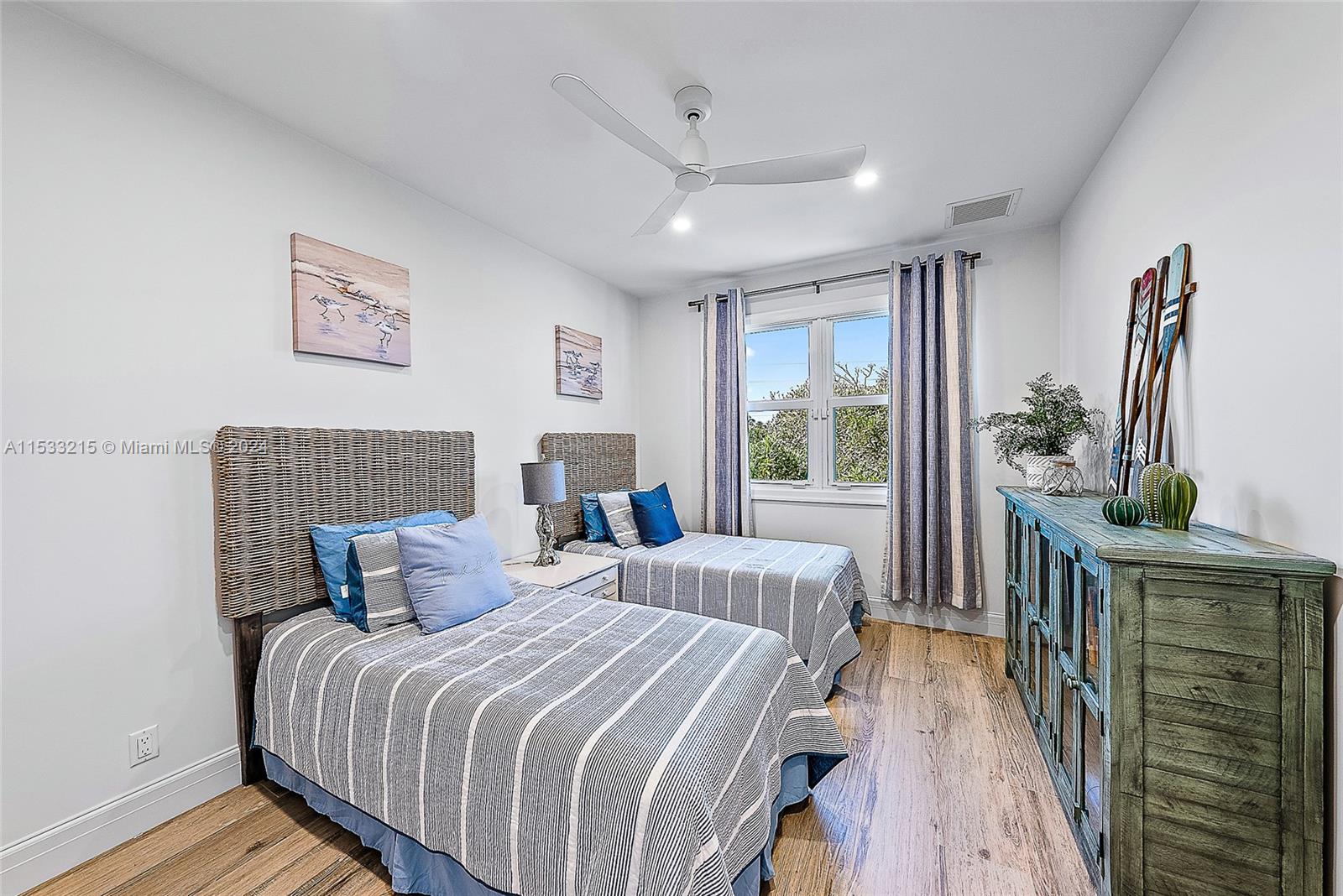 708 Ocean Dr, Juno Beach, FL, 33408 United States, 4 Bedrooms Bedrooms, ,3 BathroomsBathrooms,Residential,For Sale,Ocean Dr,A11533215