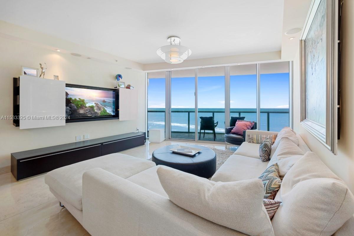 17001 Collins Ave, Sunny Isles Beach, FL, 33160 United States, 3 Bedrooms Bedrooms, ,3 BathroomsBathrooms,Residential,For Sale,Collins Ave,A11533325