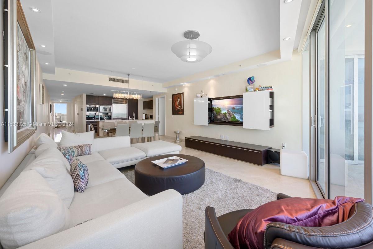 17001 Collins Ave, Sunny Isles Beach, FL, 33160 United States, 3 Bedrooms Bedrooms, ,3 BathroomsBathrooms,Residential,For Sale,Collins Ave,A11533325