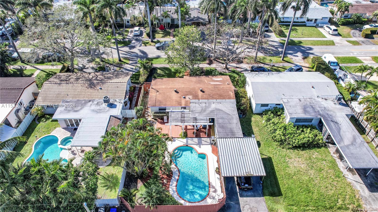 Hollywood, Florida 33019, 2 Bedrooms Bedrooms, ,1 BathroomBathrooms,Residential,For Sale,A11533314