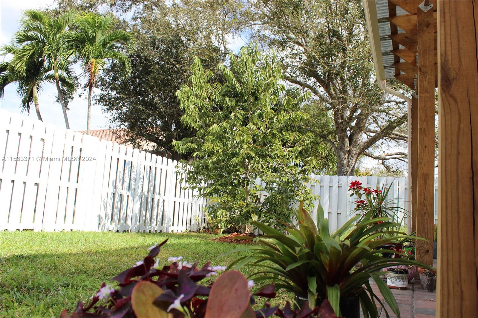 Listing Photo 23