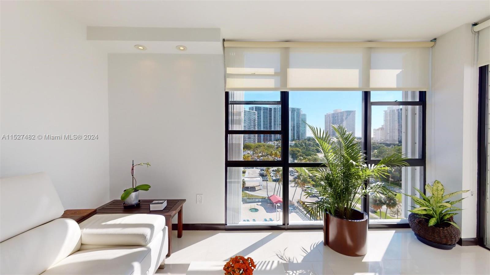 3625 N Country Club Dr 903, Aventura, Florida 33180, 2 Bedrooms Bedrooms, ,2 BathroomsBathrooms,Residential,For Sale,3625 N Country Club Dr 903,A11527482