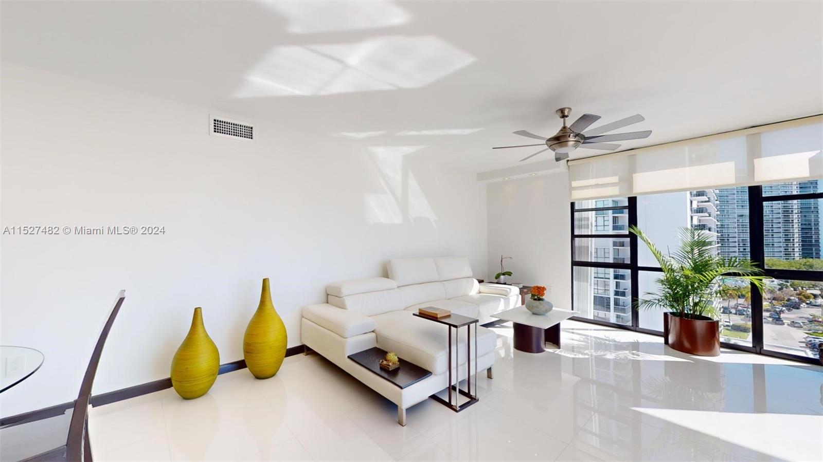 3625 N Country Club Dr 903, Aventura, Florida 33180, 2 Bedrooms Bedrooms, ,2 BathroomsBathrooms,Residential,For Sale,3625 N Country Club Dr 903,A11527482